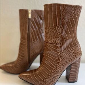 Lulu's Tan Croc-Embossed Heeled Boots